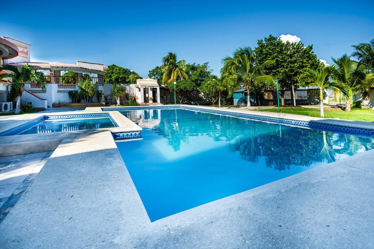Calderitas Capital O Oxtankah,Chetumal Bay酒店 外观 照片